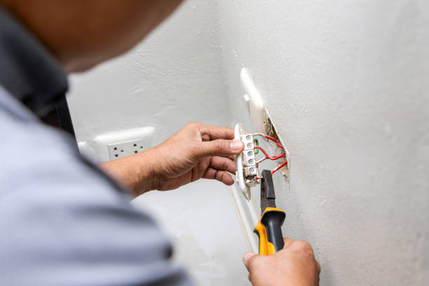 Best Circuit Breaker Repair  in Oak Bluffs, MA
